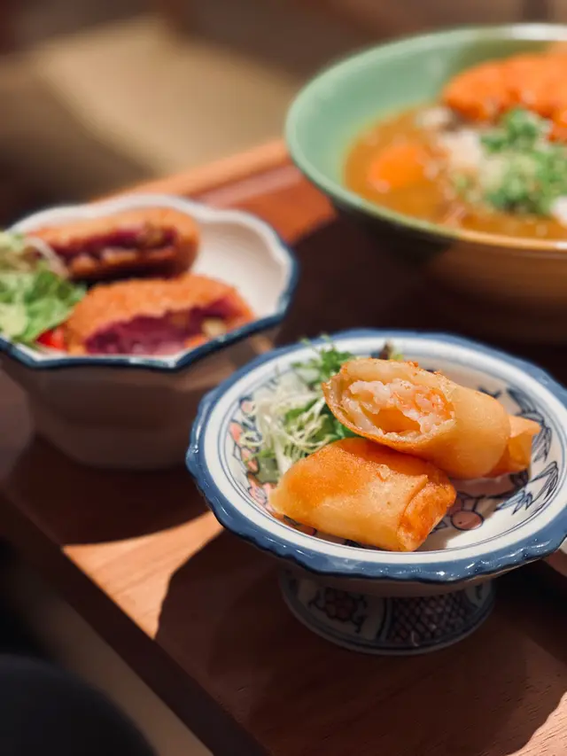 自家制芝士蝦春卷