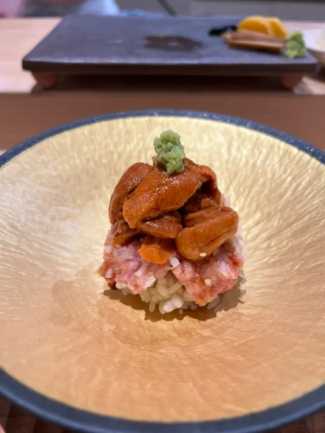 中拖羅海膽飯