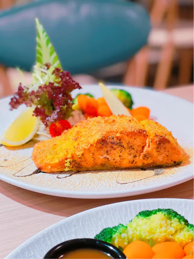 烤柚子三文魚佐葡萄黑醋醬