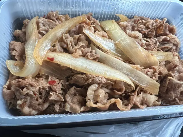 牛肉飯