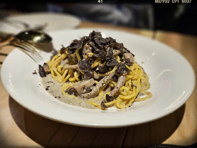 Fresh Black Truffle Pasta（$238）