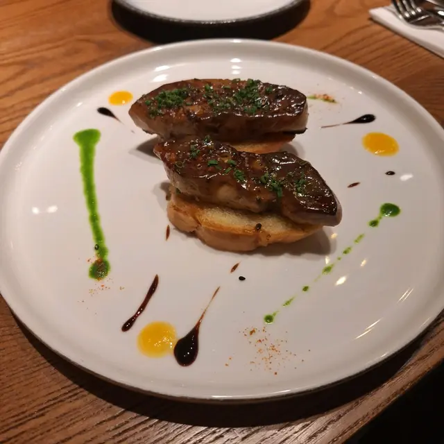 Foie Gras on Garlic Toast 