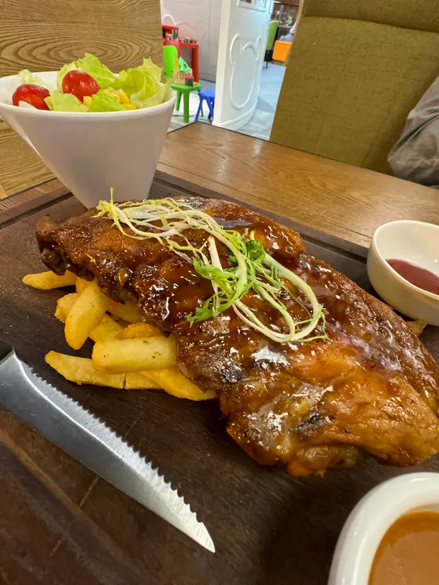 蜂蜜BBQ燒豬仔骨