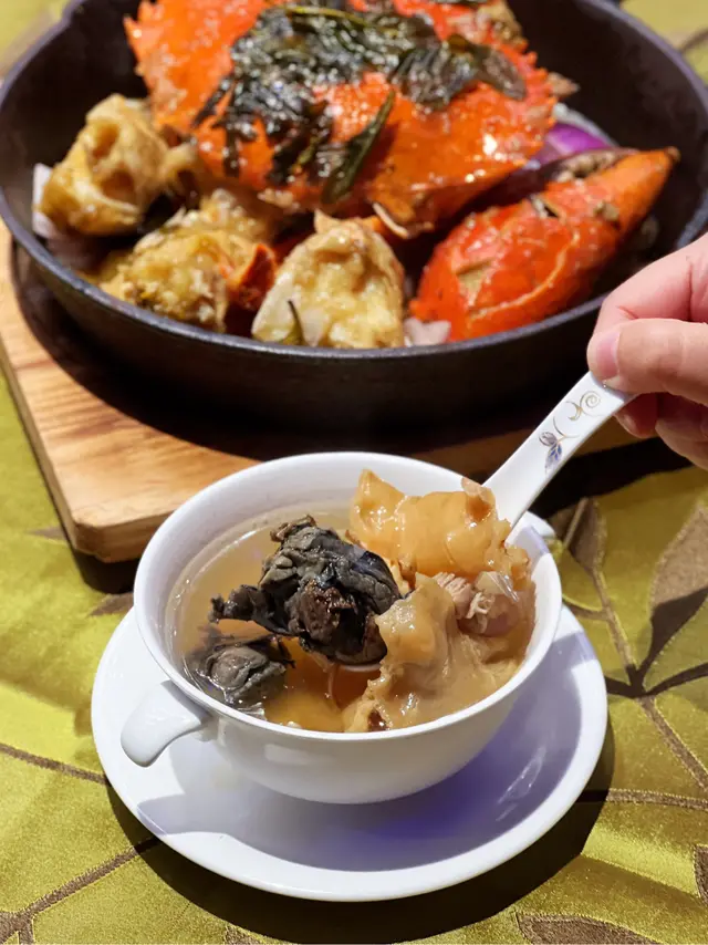 花旗參竹絲雞海螺燉花膠