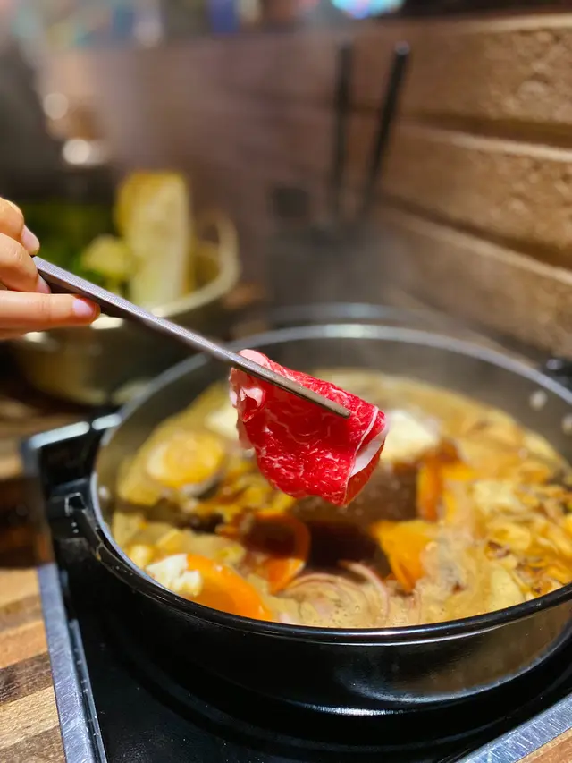 松茸雜菌壽喜燒（配安格斯牛肉）