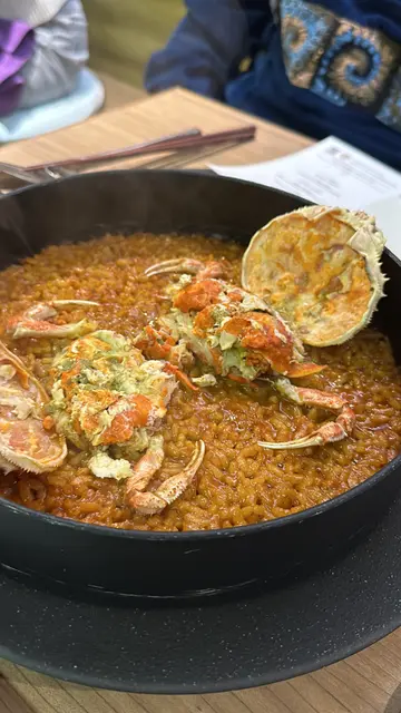 Hokkaido  Hairy  Crab ,  Crab  Americaine  Paella