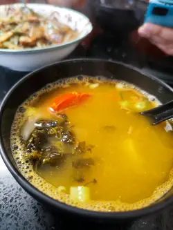 健康清湯，乜料都有啲(番茄丶薯仔丶蝦仔丶紫菜丶南瓜…)