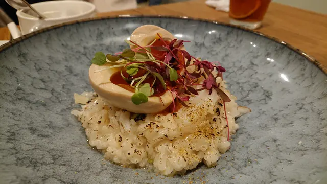 炙燒左口魚露荀糖心蛋意大利飯