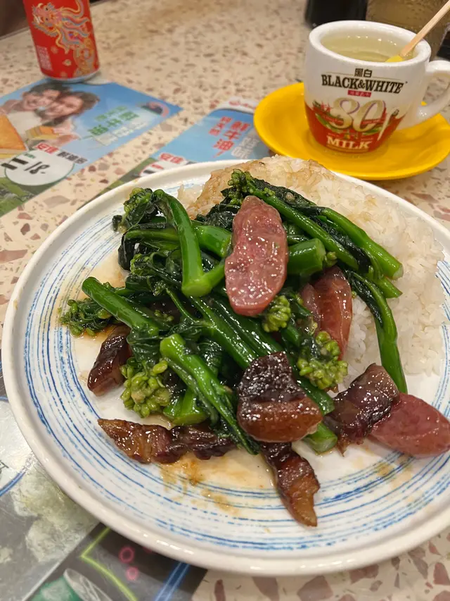 係碟頭飯加飲品