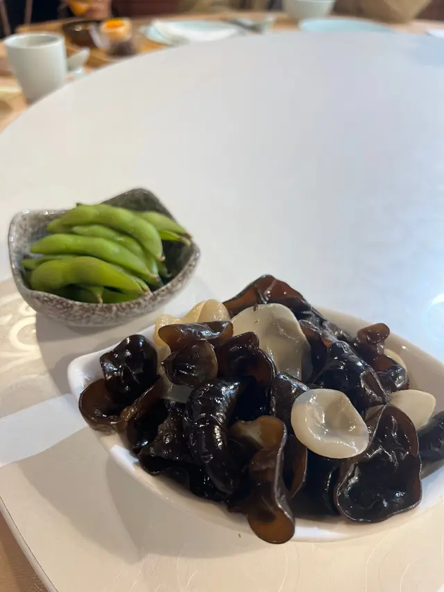 小食  -  枝豆、涼伴黑白木耳