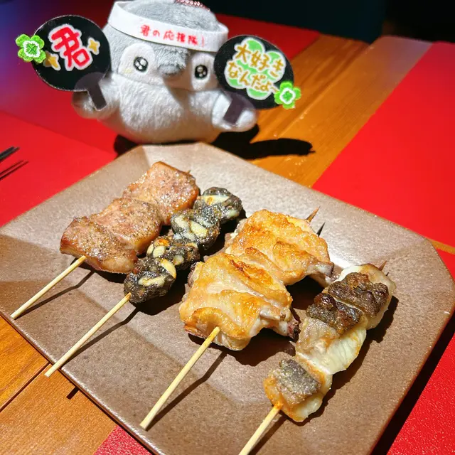 雞中翼、厚切牛舌、塩燒白鱔、墨魚香腸