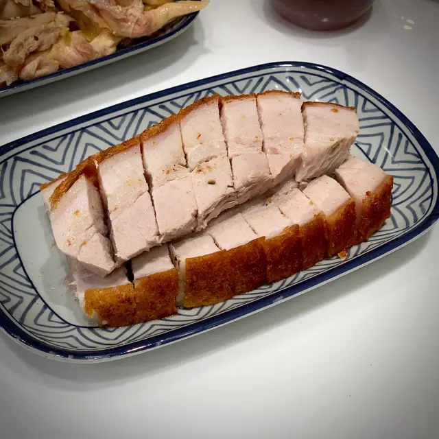 脆皮燒腩仔