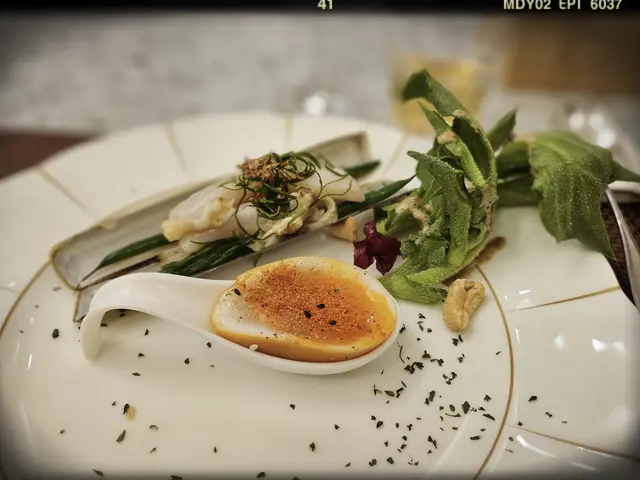 溫泉蛋蔥油涼拌蟶子皇