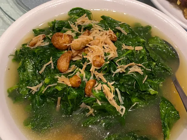 上湯蒜子浸豆苗