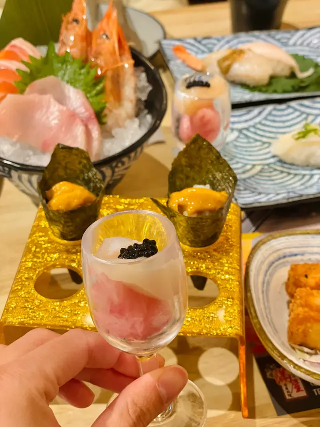 拖羅蓉魚子醬帶子杯