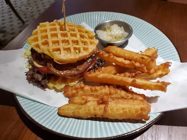 日式叉燒麻糬堡 跟手工炸薯條