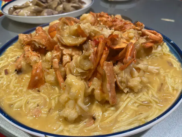 高湯澳洲龍蝦三斤配伊麪