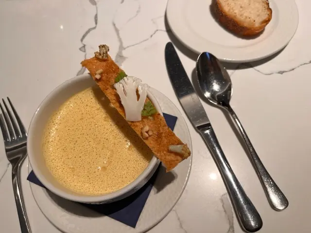 Veloute - Curried Cauliflower soup