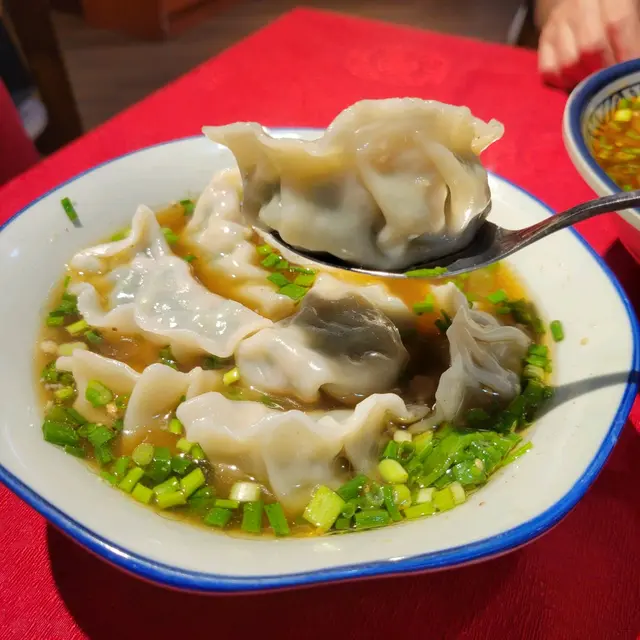 清湯手工餃子