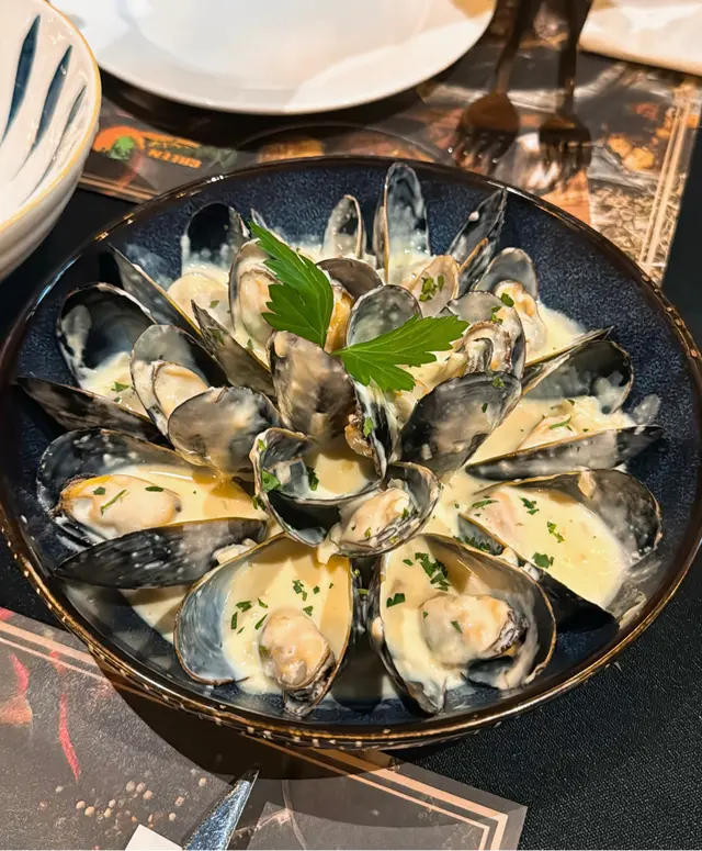 忌廉白酒煮青口