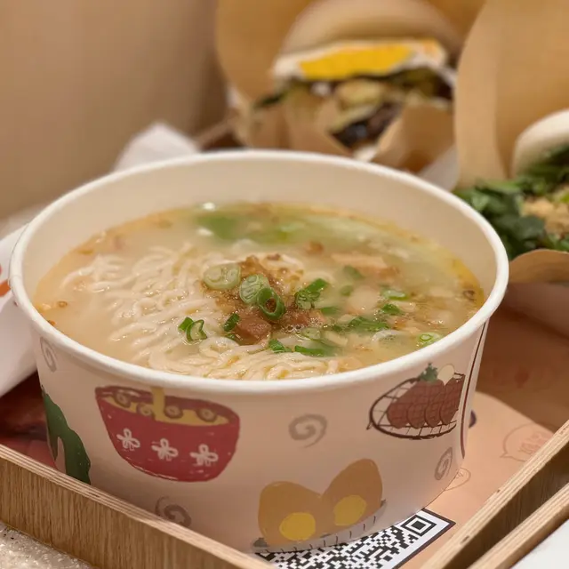 台灣鐵路大排骨湯麵