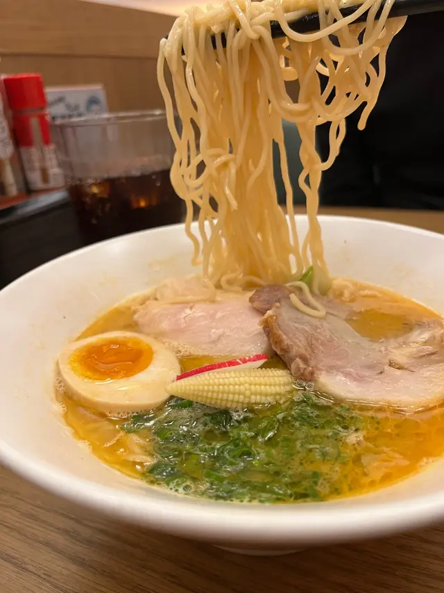 赤味噌雞白湯拉麵