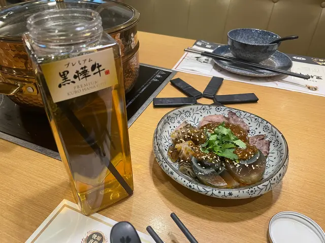 前菜及任飲花茶