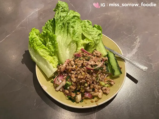 肉碎生菜包