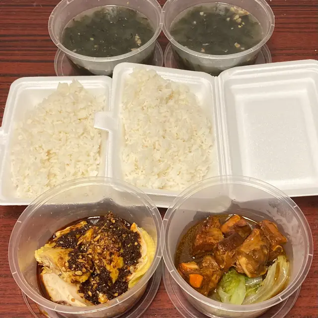 鎮江骨飯、口水雞飯