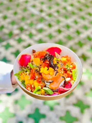 夏日三文鱼芒果寿司