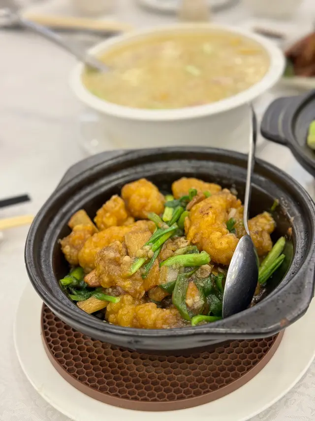 薑蔥龍躉班頭腩煲