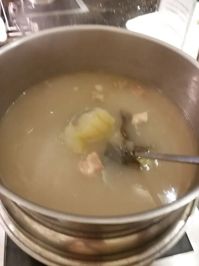 荷葉冬瓜排骨湯