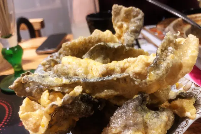 用鹹蛋黃,香炸魚皮,極級邪惡,但非常好味。一定要叫!上碟之後,同女朋友不停爭食🤩,好快就清左一碟。