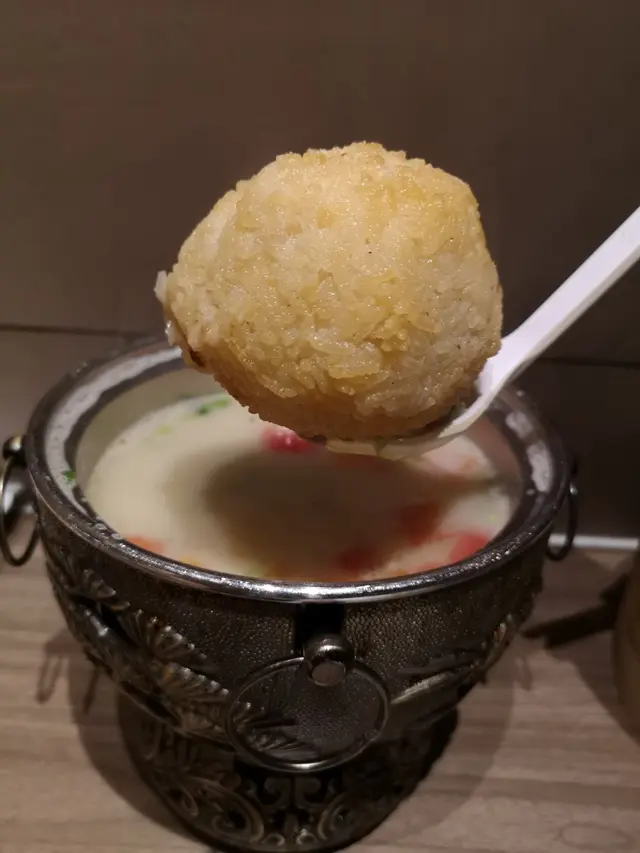 私房金黃球泡飯