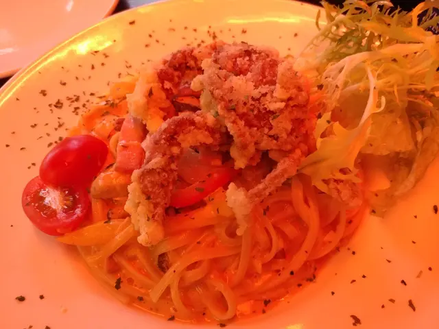 香炸原隻軟殼蟹扁意粉