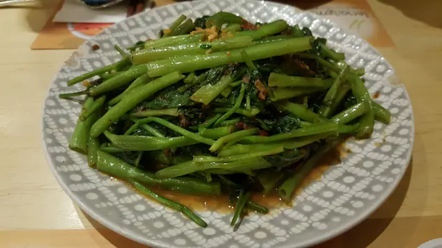 馬拉盞炒通菜