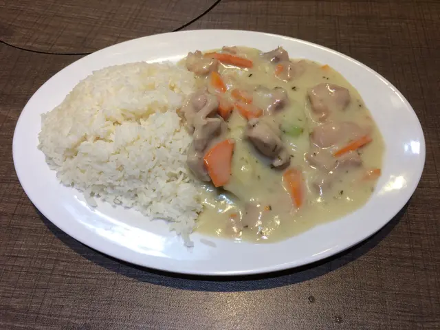 白汁雞皇飯