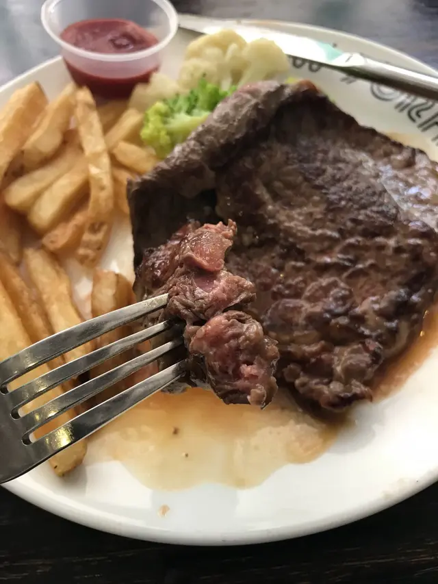 七成熟呈粉紅色