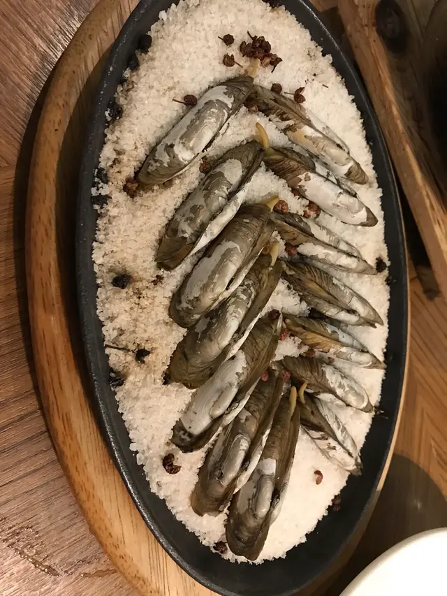 鐵板鹽焗蟶子