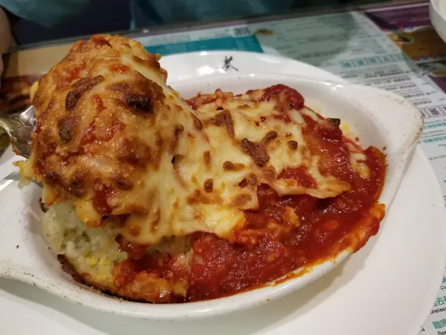 芝士是成本不便宜, 價值上千多元的瑞士Guryere 芝士, 芝士味十分濃郁, 性價比很高!