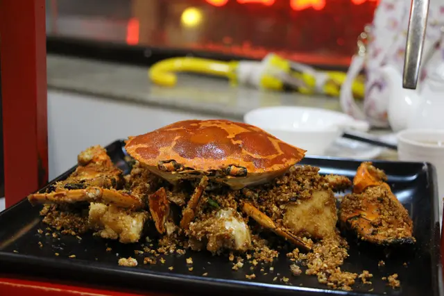 鎮店之寶避風塘炒辣蟹