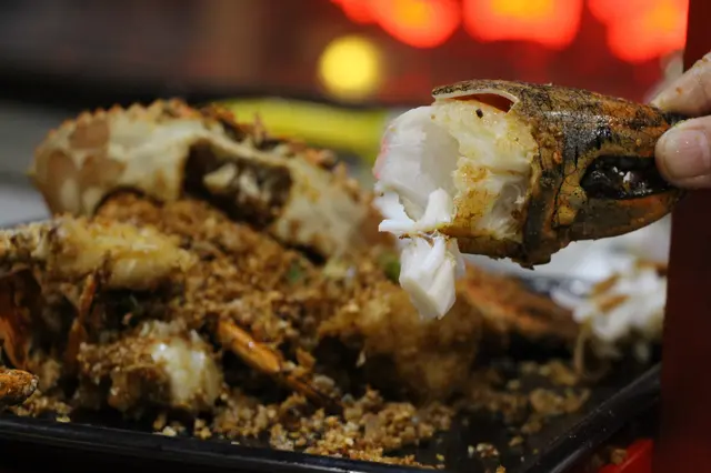 鎮店之寶避風塘炒辣蟹