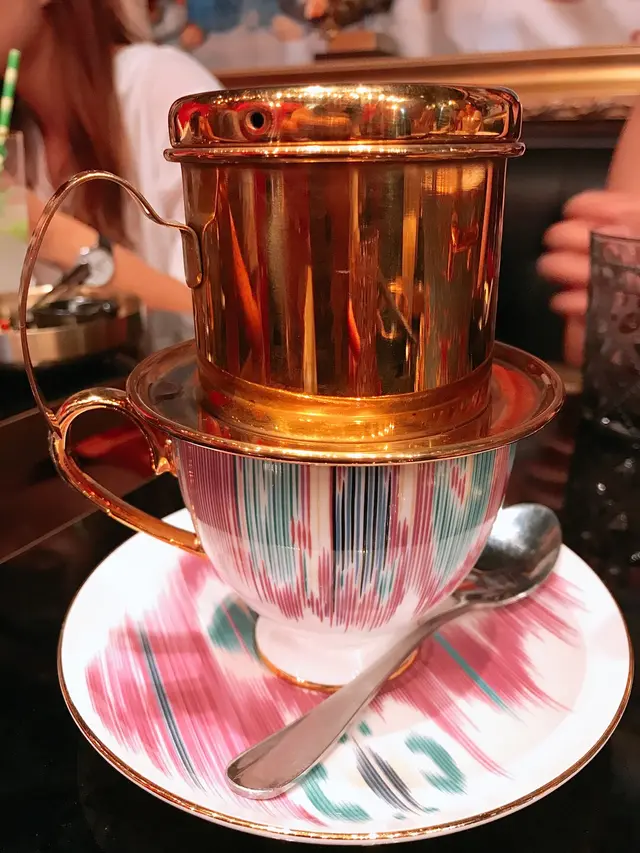 滴漏器皿特別，咖啡不太濃，但依然富有甘香咖啡味，乎合我口味！