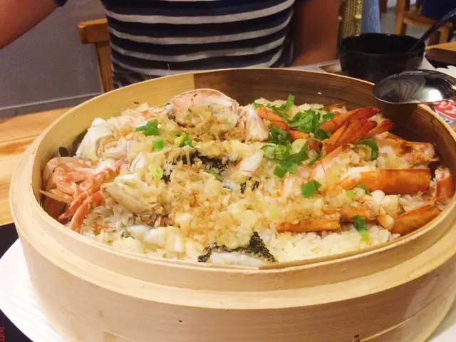 籠仔荷葉海龍皇蒸飯