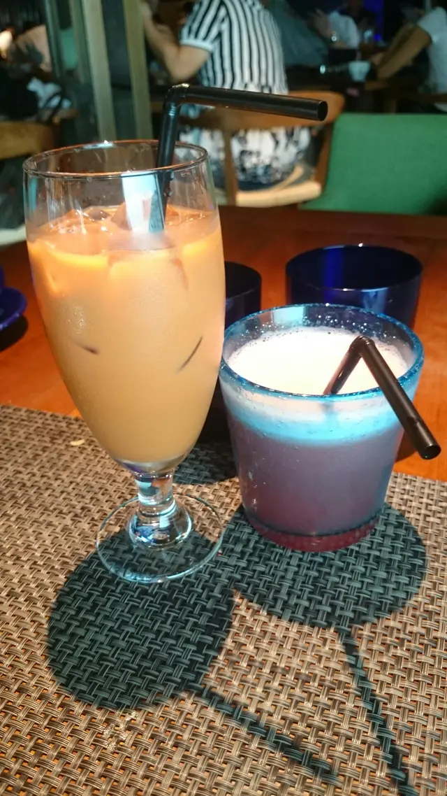Thai Ice Tea & Watermelon Juice