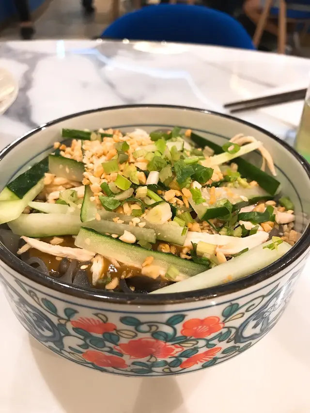 和麻醬雞絲粉皮