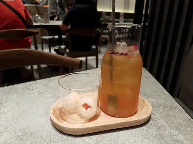 玫瑰茱莉花荔枝冰茶