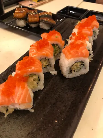 三文鱼脆虾卷