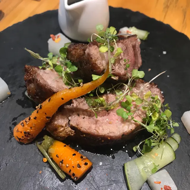 黑毛豬肉味比和牛好!