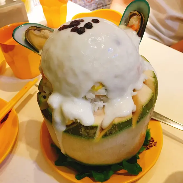 椰青海鮮焗飯